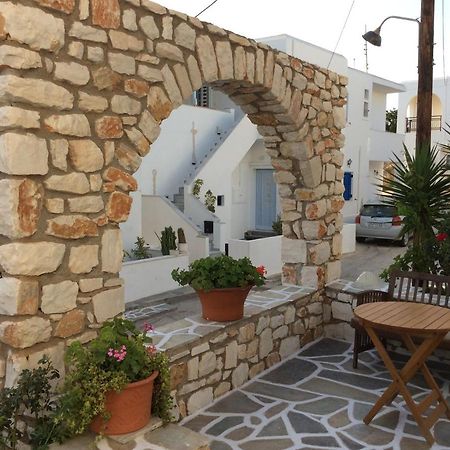 Studios Maria In Naoussa Paros 2-4 Persons Εξωτερικό φωτογραφία