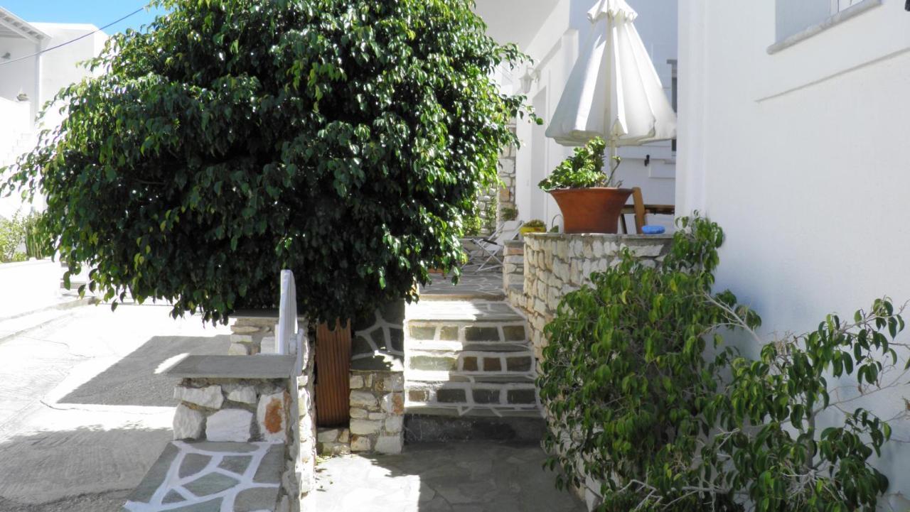 Studios Maria In Naoussa Paros 2-4 Persons Εξωτερικό φωτογραφία