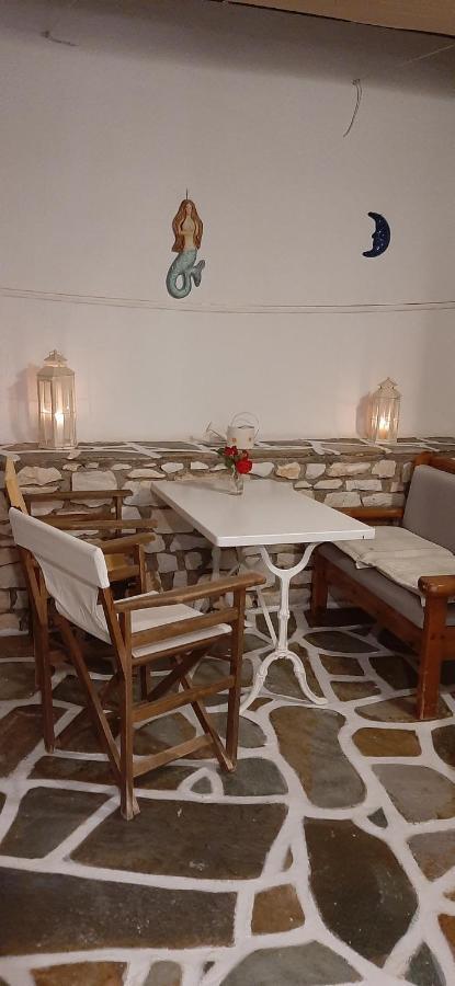 Studios Maria In Naoussa Paros 2-4 Persons Εξωτερικό φωτογραφία