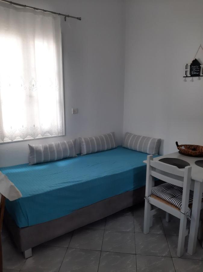 Studios Maria In Naoussa Paros 2-4 Persons Εξωτερικό φωτογραφία